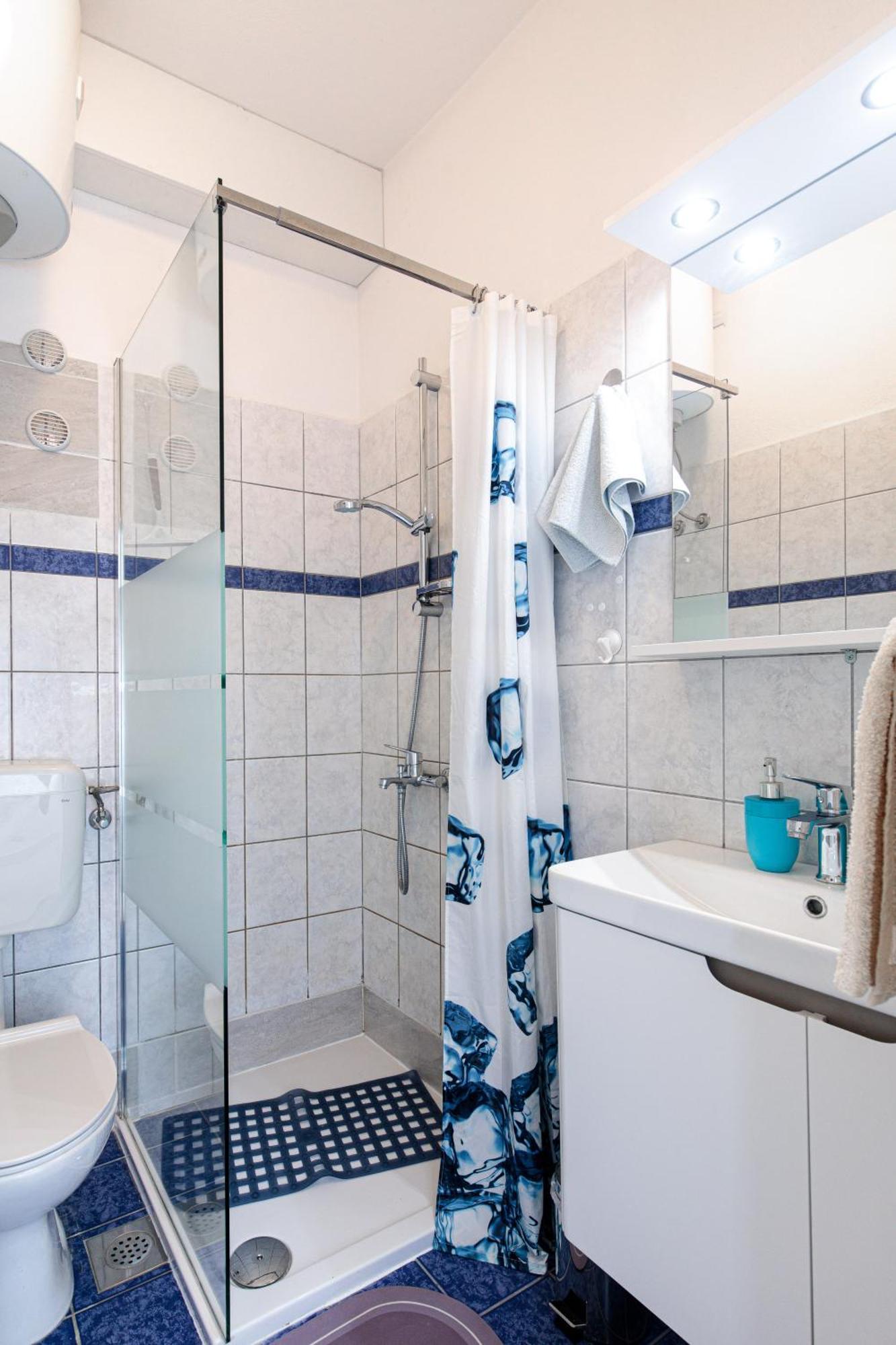 Apartment Todor Krk Town Buitenkant foto